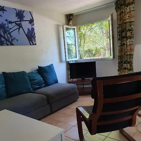 Les Acacias- Appartement 34 *